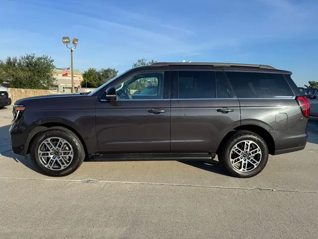 2025 Ford Expedition - $52,501
