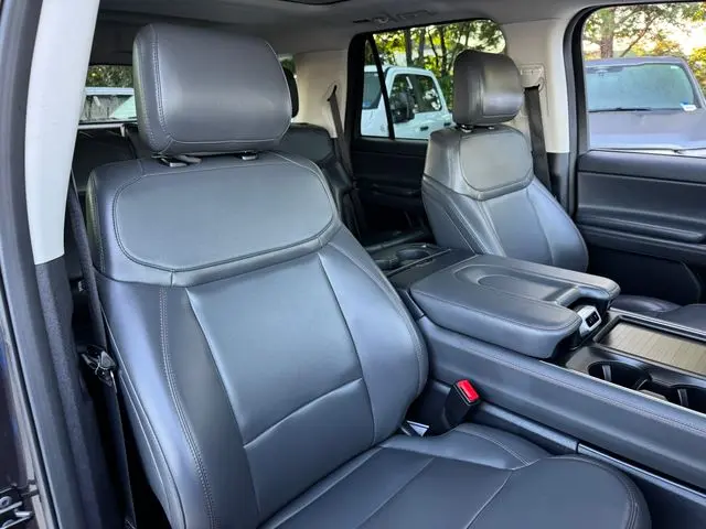 2025 Ford Expedition - $52,501