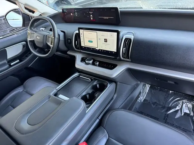 2025 Ford Expedition - $52,501