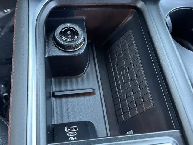 2025 Ford Expedition - $52,501