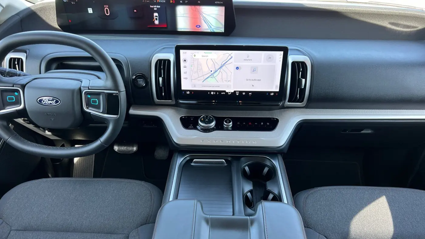 2025 Ford Expedition Active
