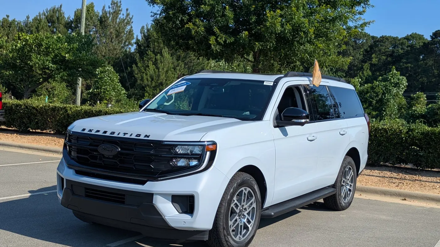 2026 Ford Expedition Active
