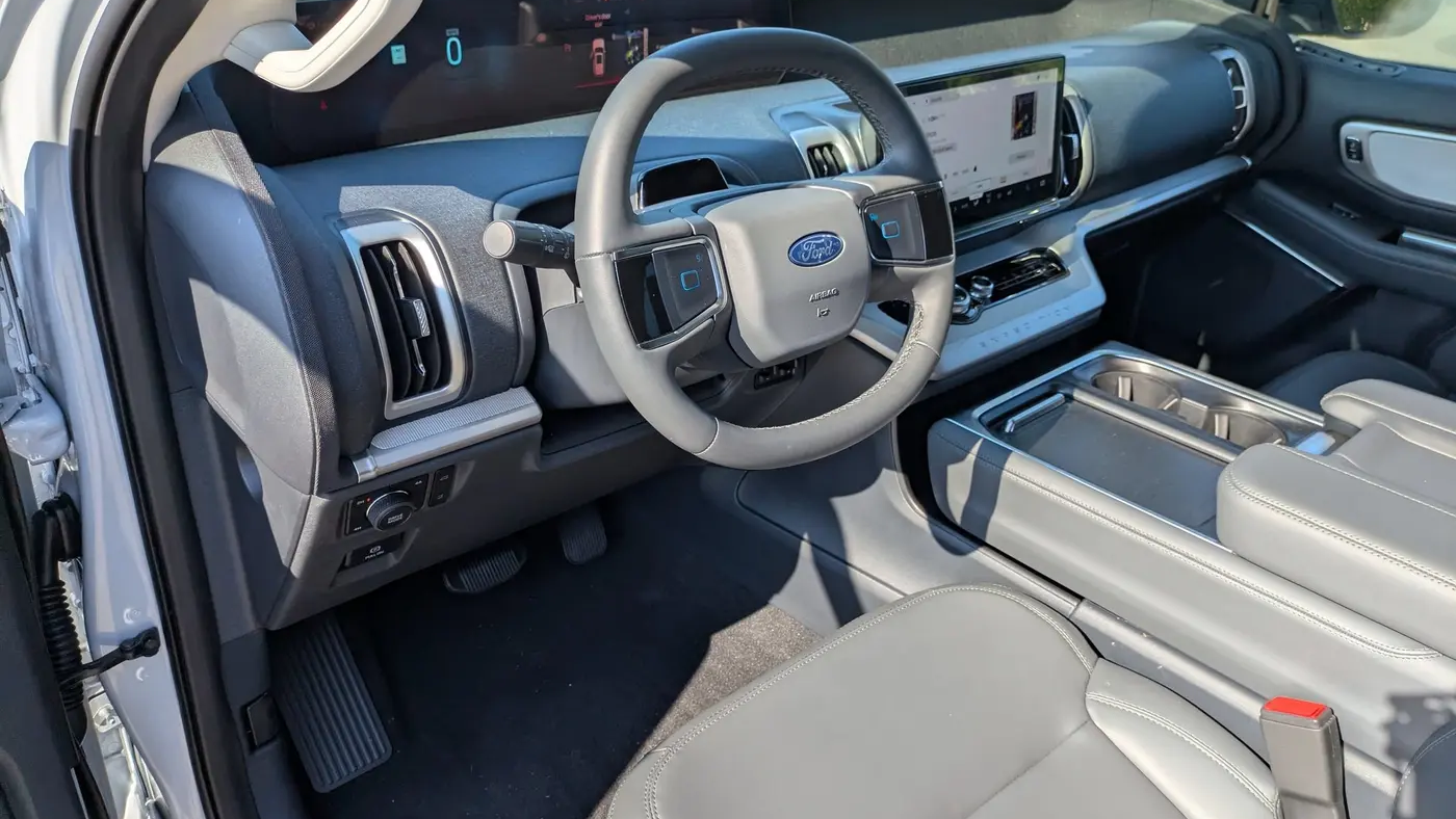 2026 Ford Expedition Active