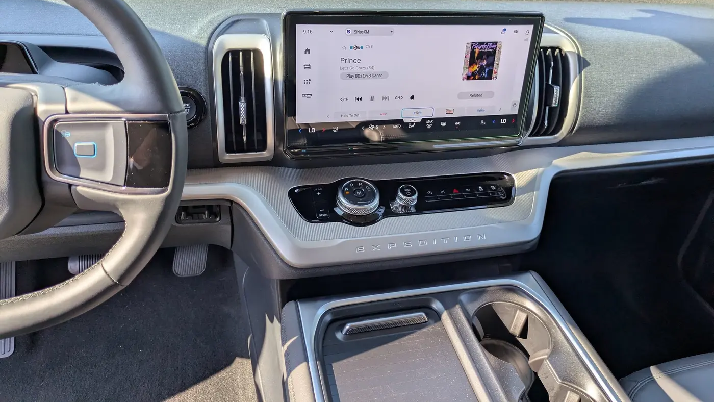 2026 Ford Expedition Active