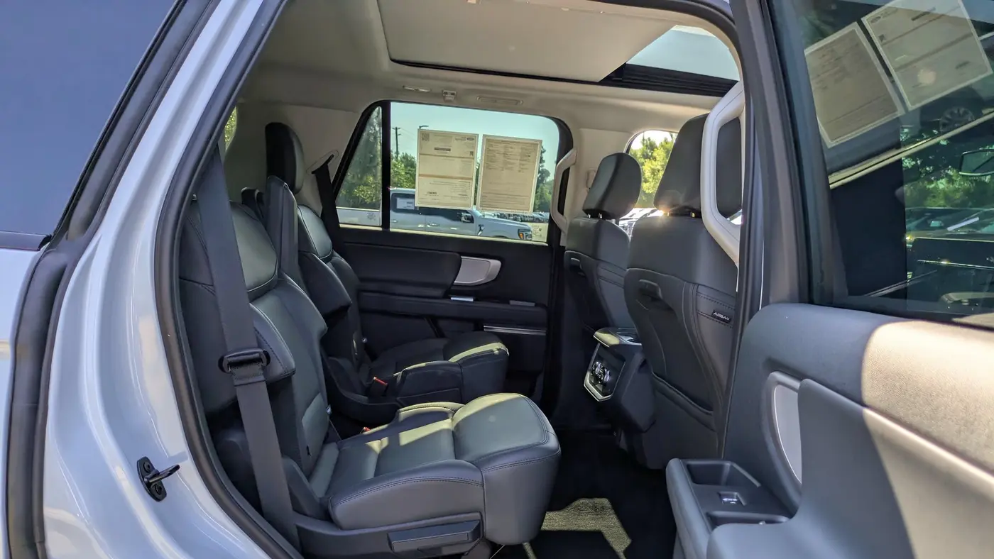 2026 Ford Expedition Active