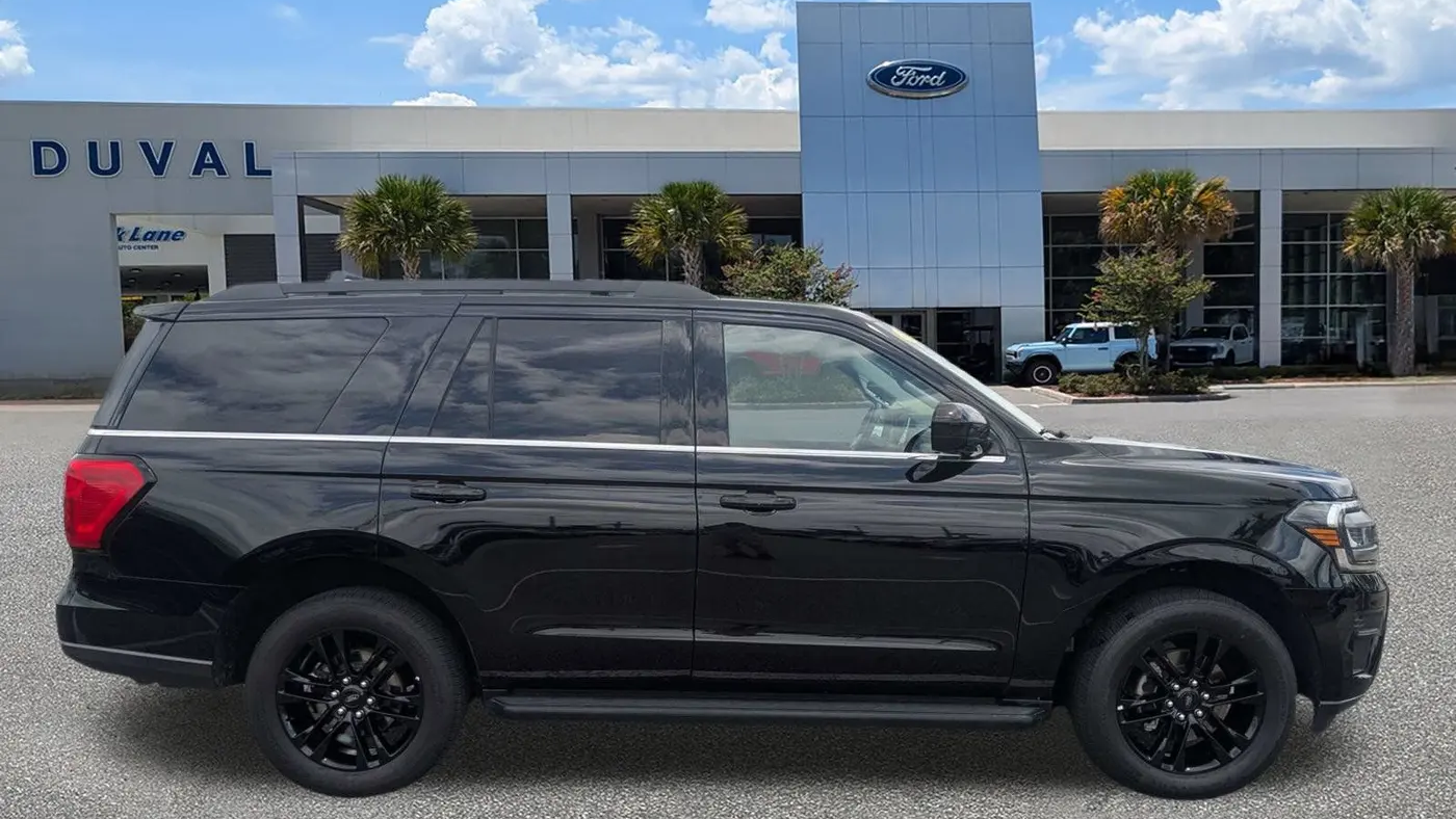 2024 Ford Expedition XLT
