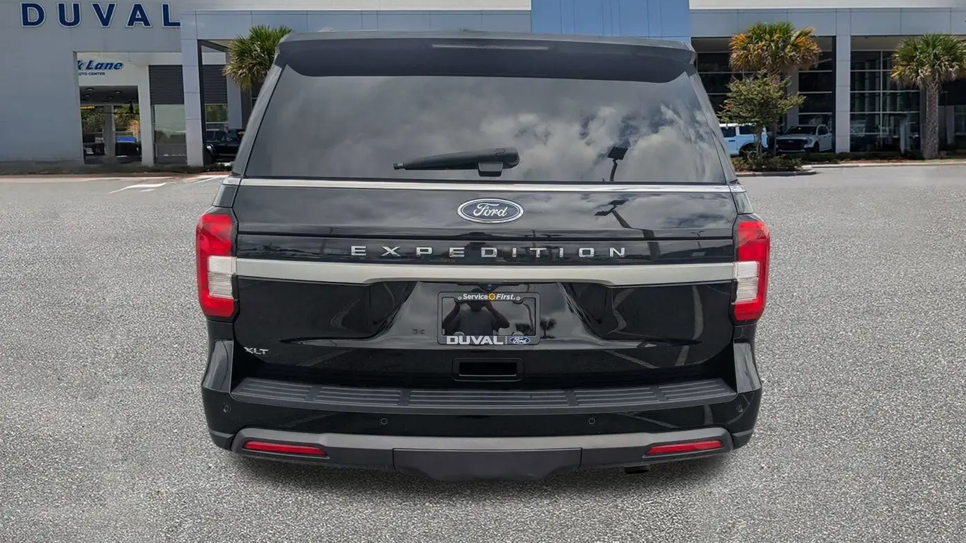 2024 Ford Expedition XLT
