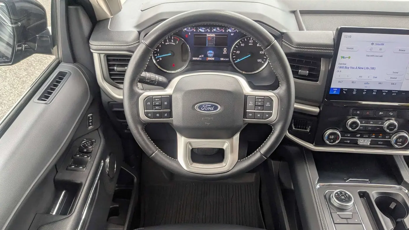 2024 Ford Expedition XLT