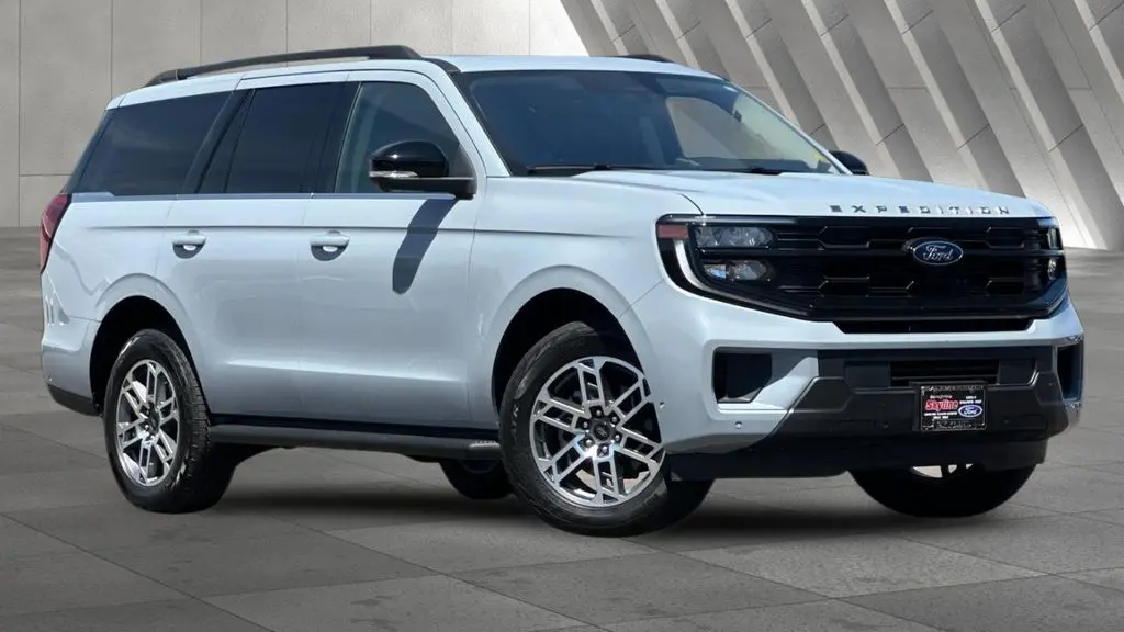 Preowned 2025 Ford Expedition Active for Sale