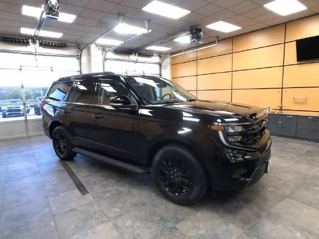 2025 Ford Expedition - $54,077