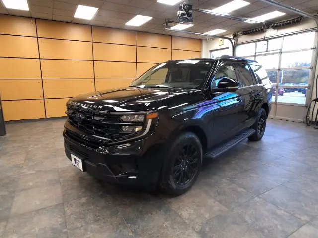 2025 Ford Expedition - $54,077