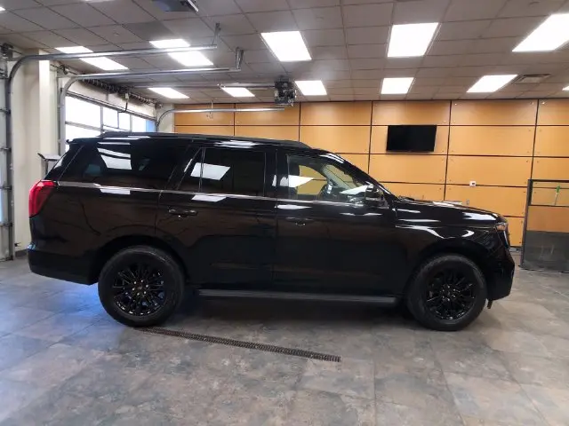 2025 Ford Expedition - $54,077