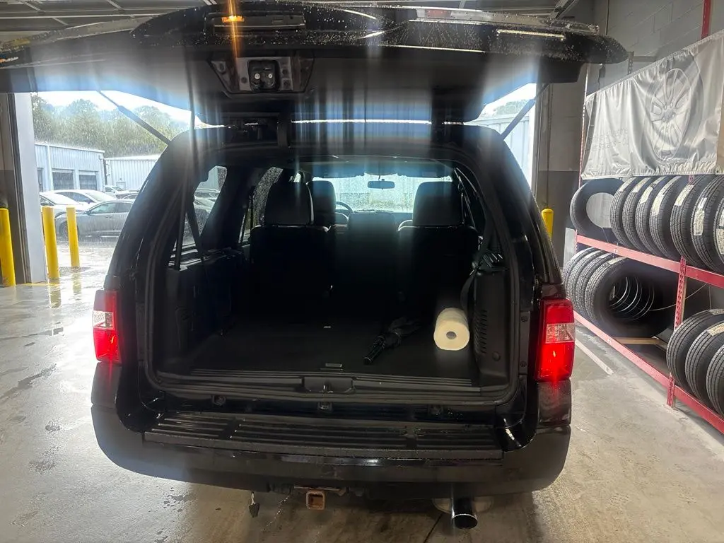2017 Ford Expedition - $16,905