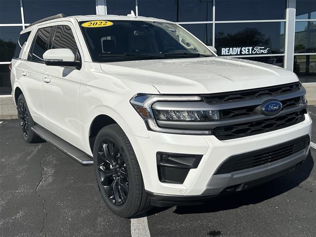 2022 Ford Expedition - $34,998