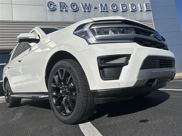 2022 Ford Expedition - $34,998