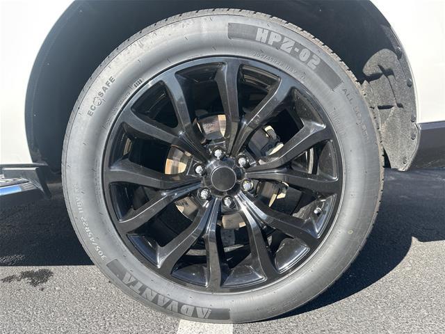 2022 Ford Expedition - $34,998