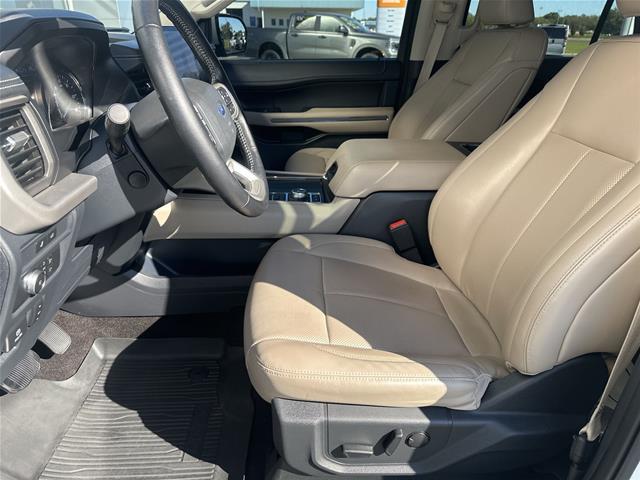2022 Ford Expedition - $34,998