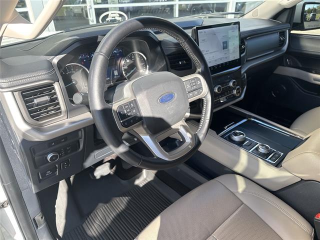 2022 Ford Expedition - $34,998