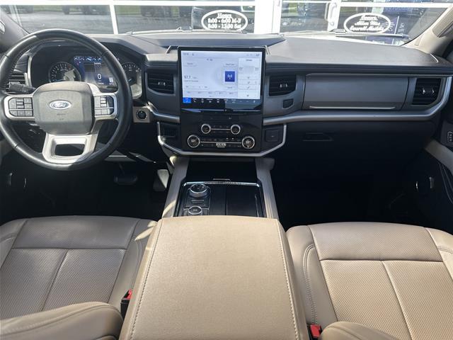 2022 Ford Expedition - $34,998
