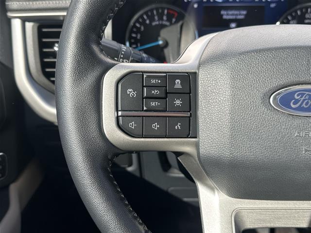 2022 Ford Expedition - $34,998