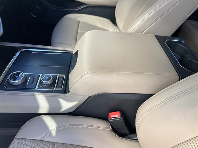2022 Ford Expedition - $34,998