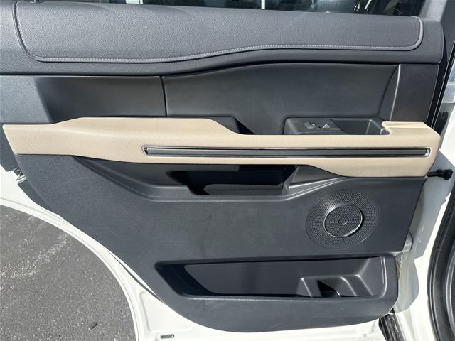 2022 Ford Expedition - $34,998