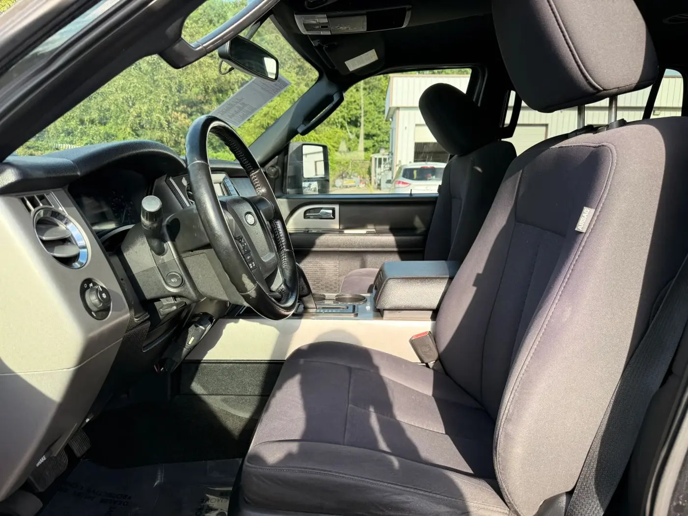 2015 Ford Expedition - $8,950
