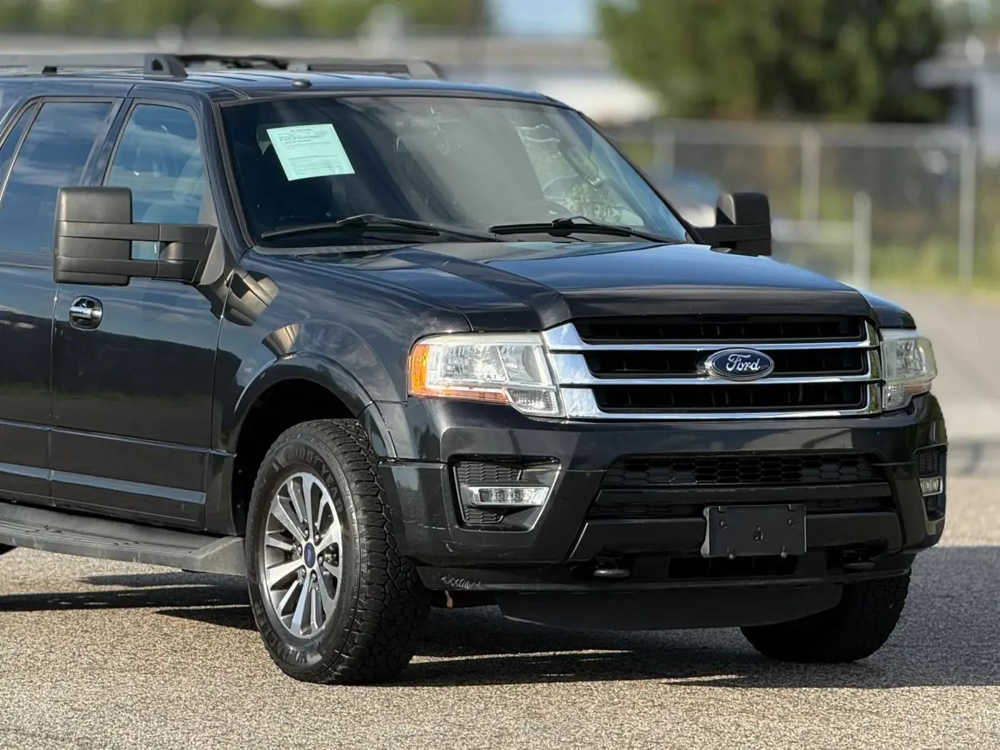 2015 Ford Expedition - $8,950