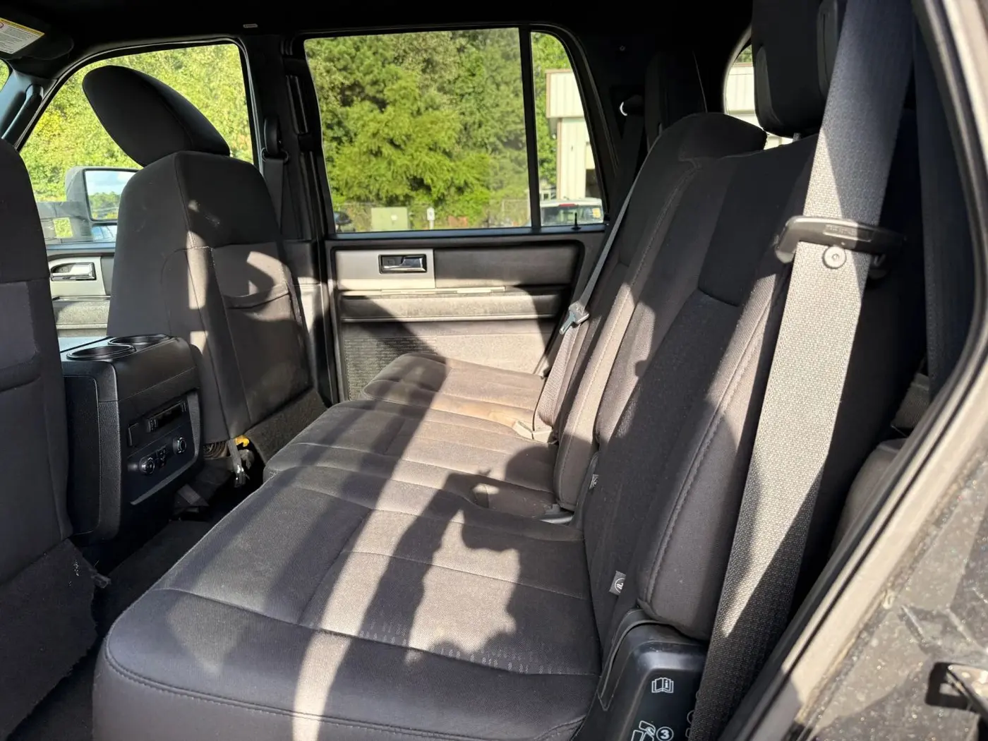 2015 Ford Expedition - $8,950