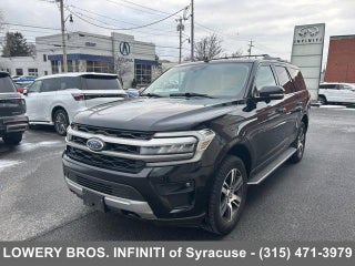 2022 Ford Expedition with Agate Black Metallic Exterior