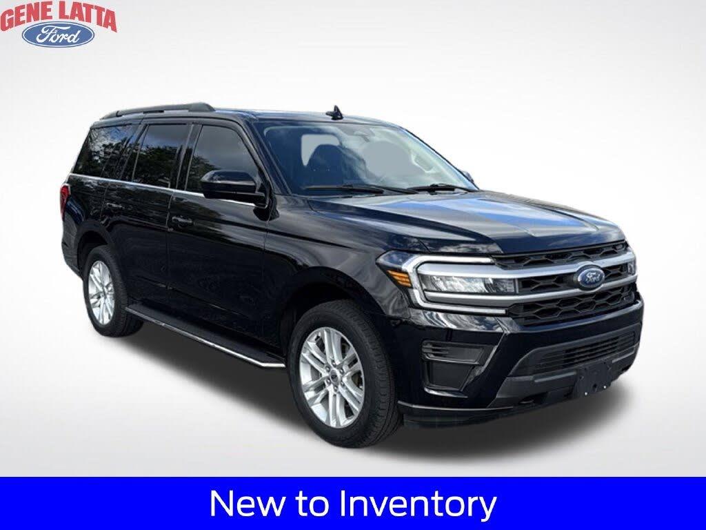 2022 Ford Expedition - $42,925