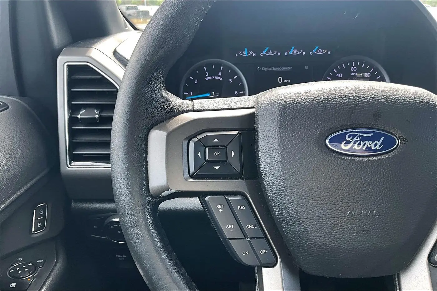 2020 Ford Expedition - $20,900