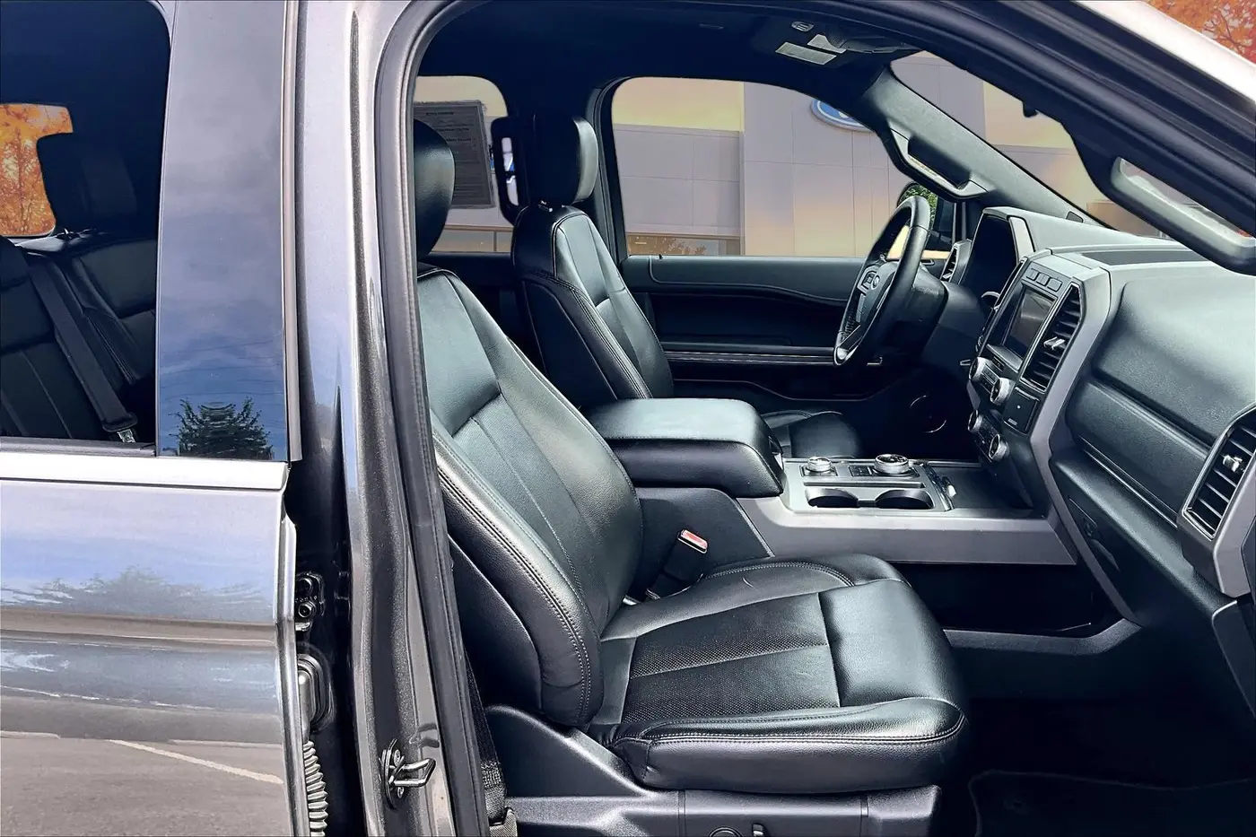 2020 Ford Expedition - $20,700