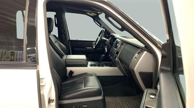 2016 Ford Expedition - $17,000