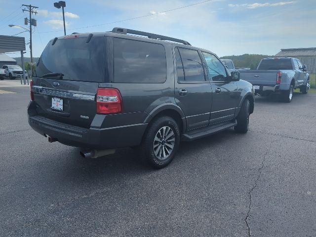 2016 Ford Expedition - $10,486