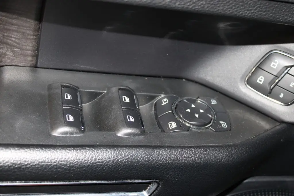 2019 Ford Expedition - $14,998