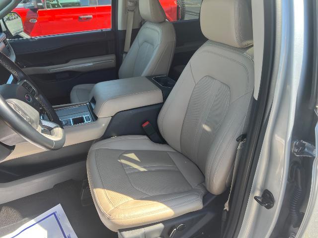 2022 Ford Expedition - $37,995