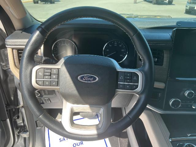 2022 Ford Expedition - $37,995