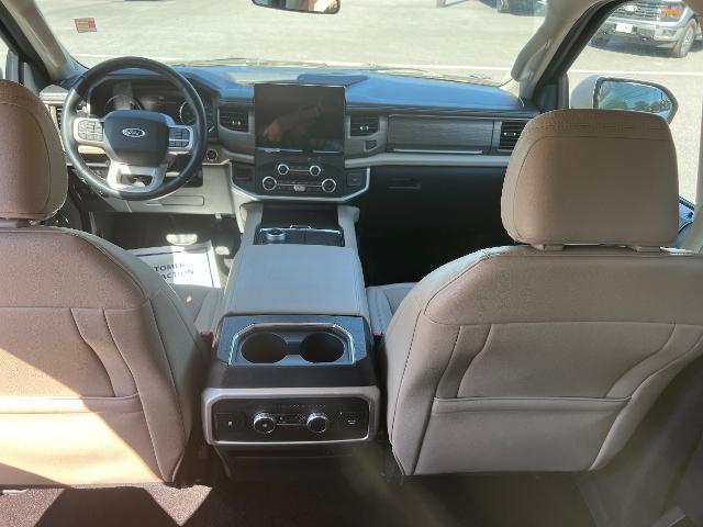 2022 Ford Expedition - $37,995
