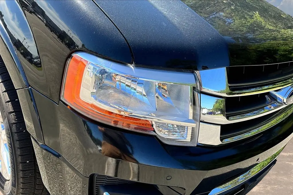 2015 Ford Expedition - $13,995