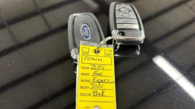 2024 Ford Expedition Platinum