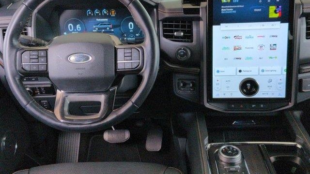 2023 Ford Expedition Platinum