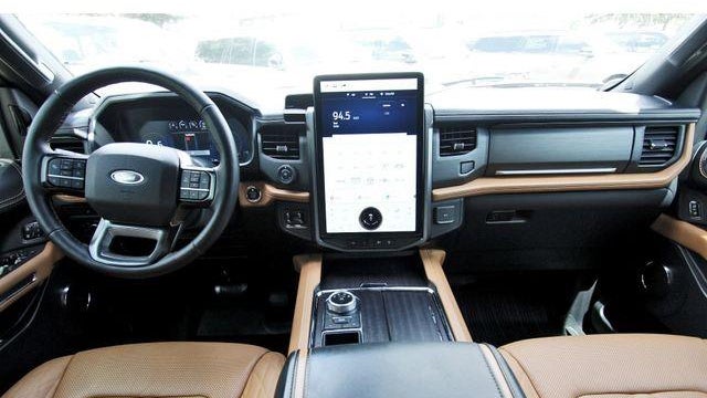 2023 Ford Expedition Platinum