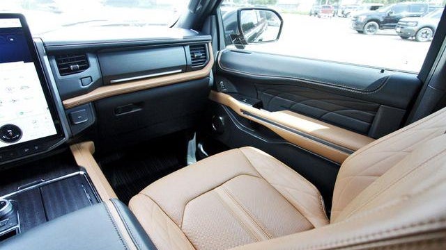 2023 Ford Expedition Platinum