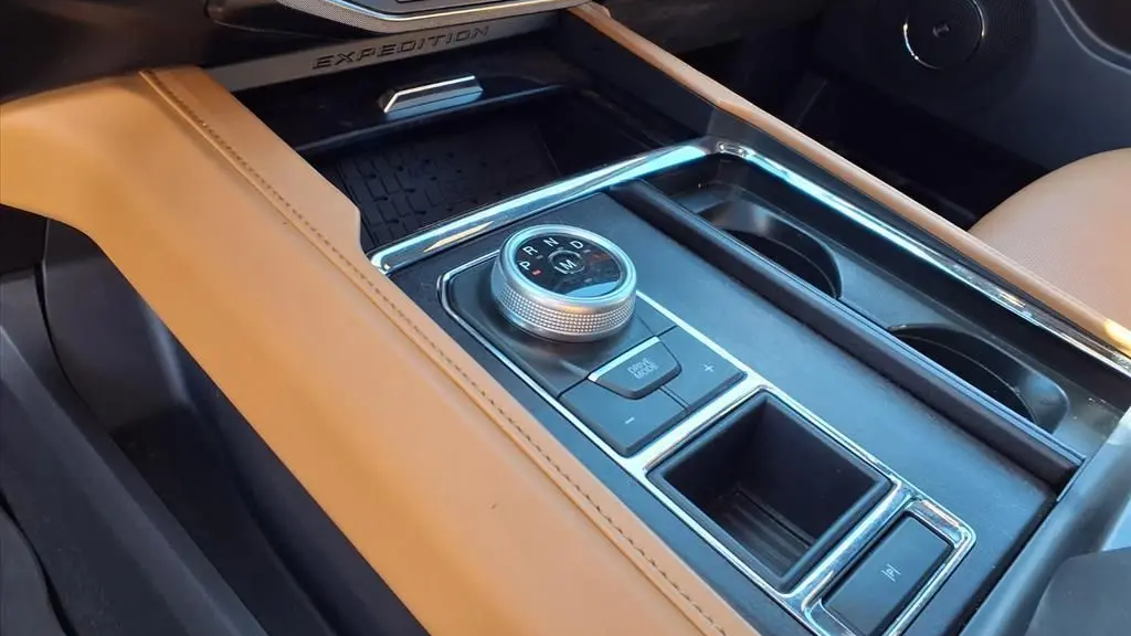 2024 Ford Expedition Platinum