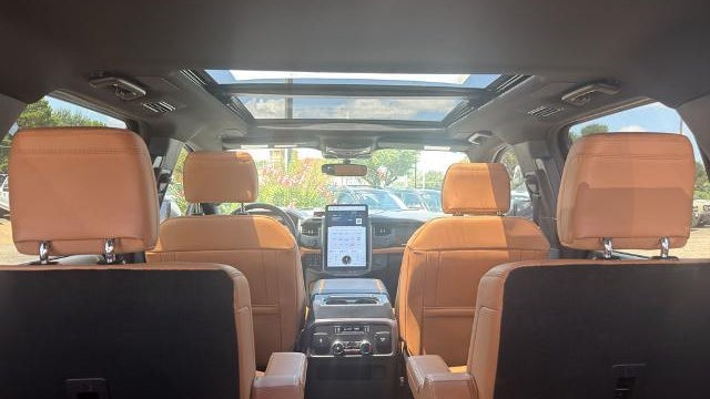 2024 Ford Expedition Platinum