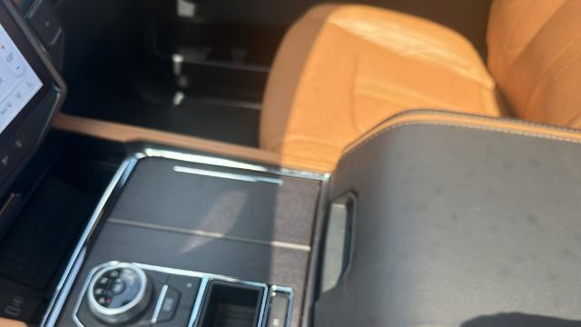 2024 Ford Expedition Platinum