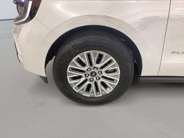 2027 Ford Expedition - $79,995