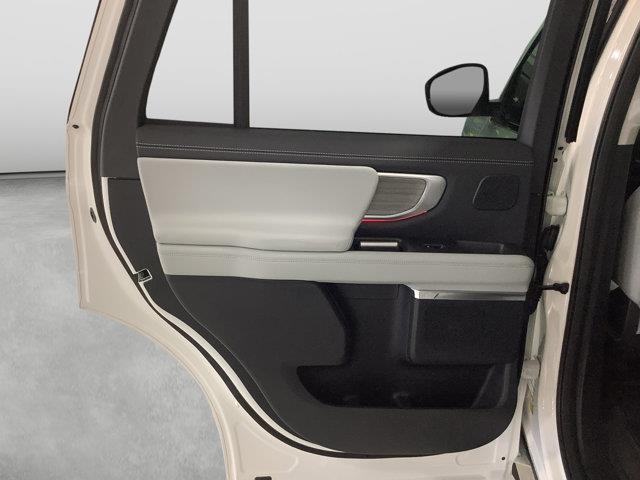 2027 Ford Expedition - $79,995
