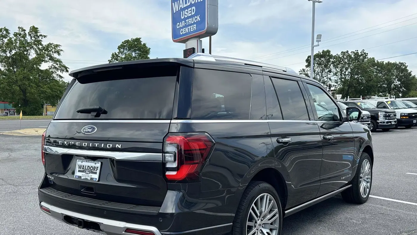 2023 Ford Expedition Platinum